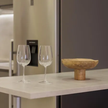 Apartment Modern 2Bdr Apt - 2' To Metro - Direct To Acropolis *