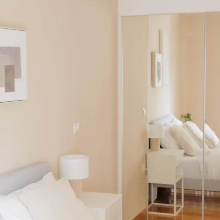 Modern 2Bdr Apt - 2' To Metro - Direct To Acropolis Apartment Athens